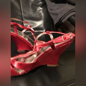 Micheal Angelo red shoes/ sandal size: 7 M